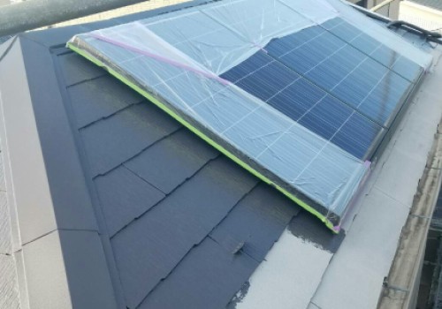 太陽光パネル　塗装